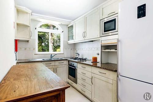 Quinta Do Lago Villa Sleeps 16 Pool Air Con Wifi