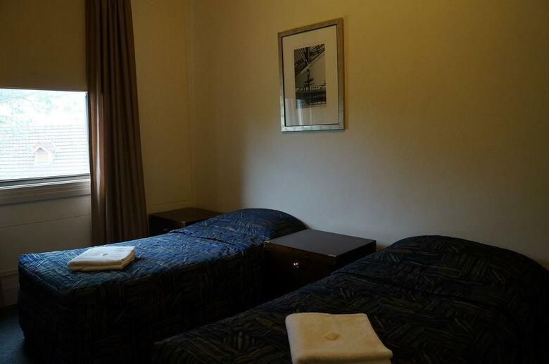 Royal Exhibition Hotel