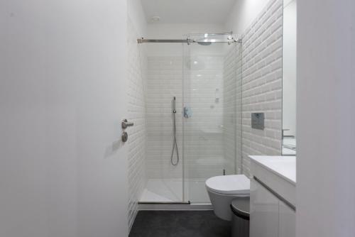 Lovelystay - Rico's Apartment - Almada 2� F