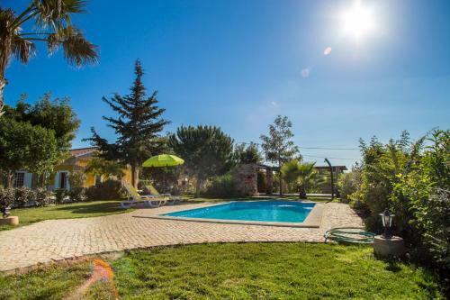 Villa Akivillas Pera Relax