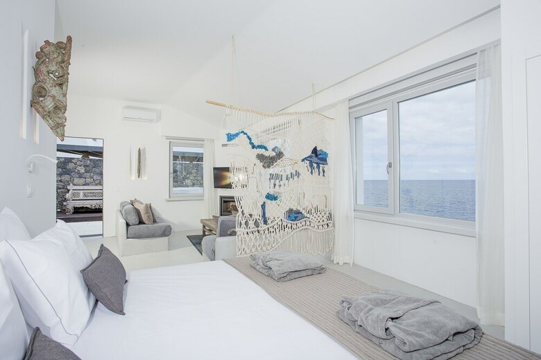 Hotel White Exclusive Suites & Villas