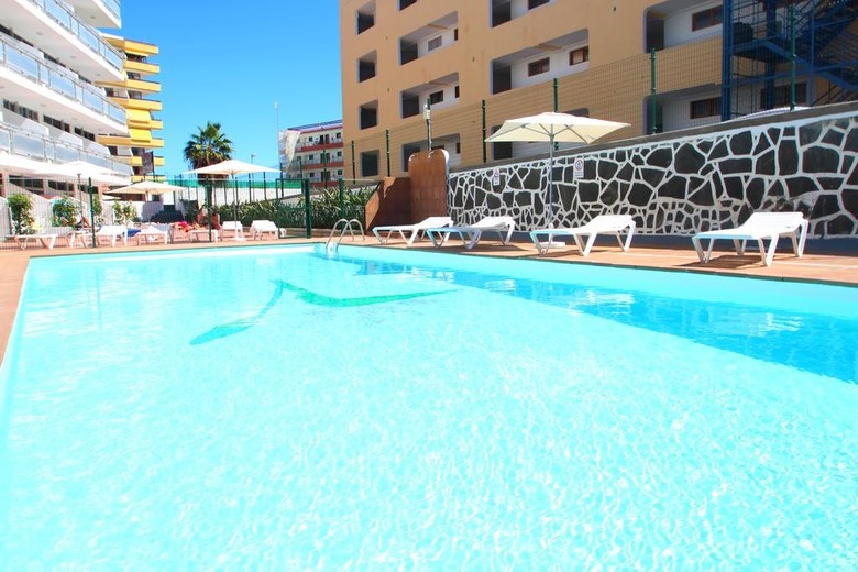 Apartamentos Strelitzias