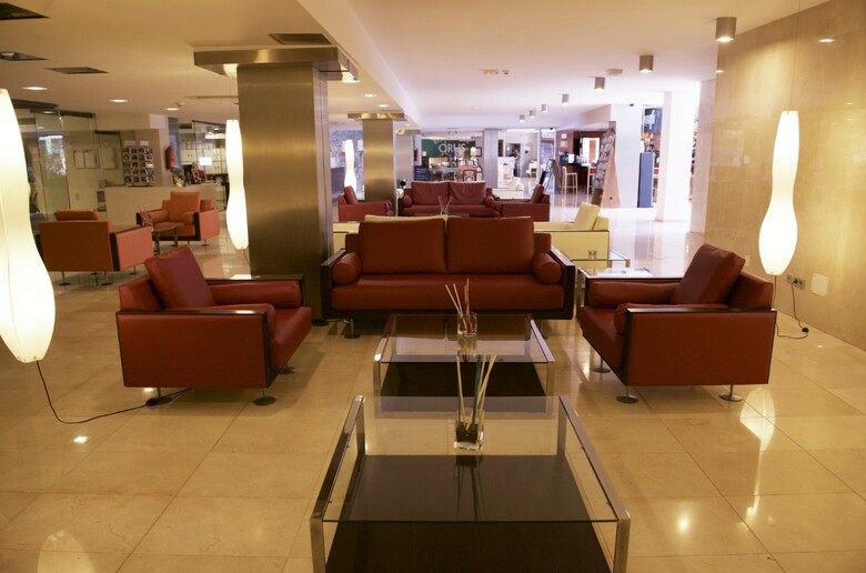 Aparthotel Morasol Suites