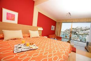 Aparthotel Morasol Suites