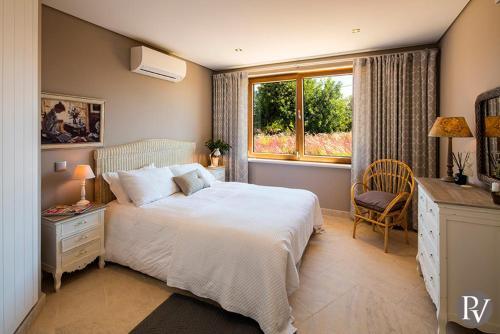 Carvoeiro Villa Sleeps 10 Pool Air Con Wifi