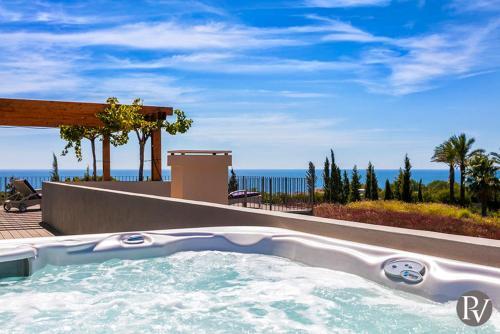 Carvoeiro Villa Sleeps 10 Pool Air Con Wifi