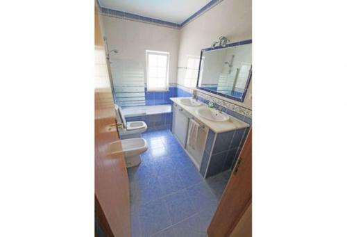 Praia Do Carvoeiro Villa Sleeps 6 Pool