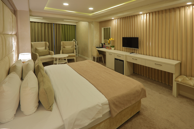 Hotel Ganjali Plaza