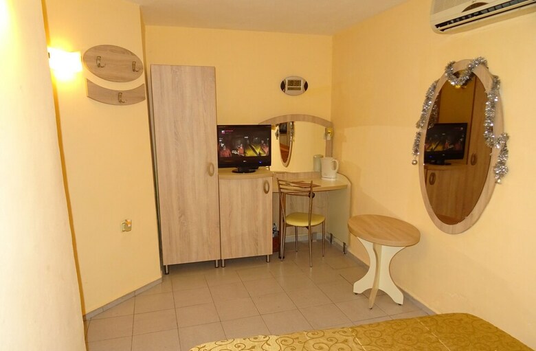 Hotel Color