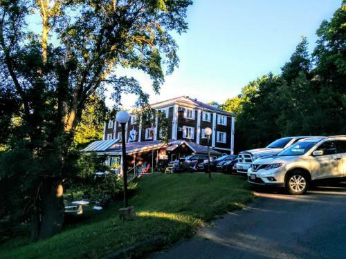 Hotel Braeside Country Inn