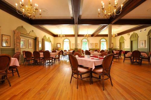 Hotel Braeside Country Inn