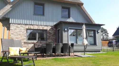Ferienhaus Finja In Born
