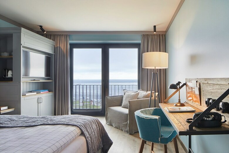 Lighthouse Hotel & Spa