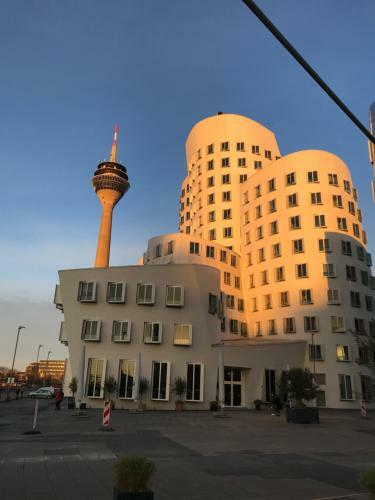 Apartamento D�sseldorf Hafen/unterbilk