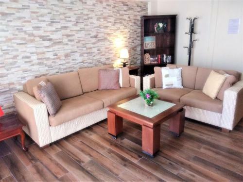 Apartamento Sunshine Apts, Two Bedroom , Free Internet, No 3