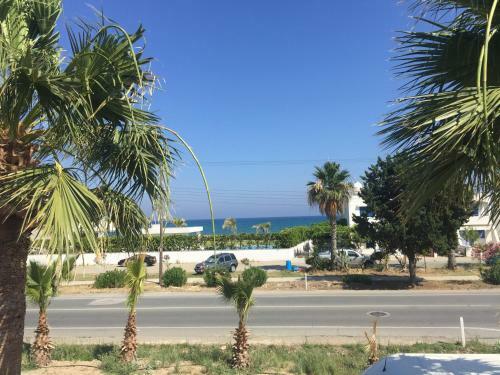 Sea Front 2 Bed House