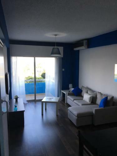 Blue Home Apartment