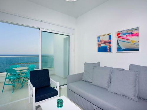 Apartamento Limassol On The Beach