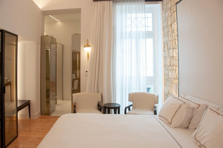 Sir Paul City Hotel