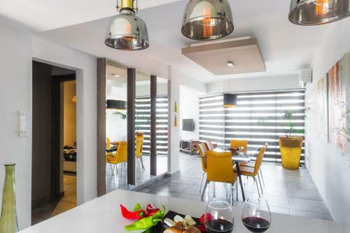 Apartamento Levanco City Sea Business Suite