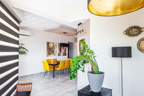 Apartamento Levanco City Sea Business Suite