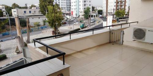 River Beach - 2 Bed Apartment With Large Terrace