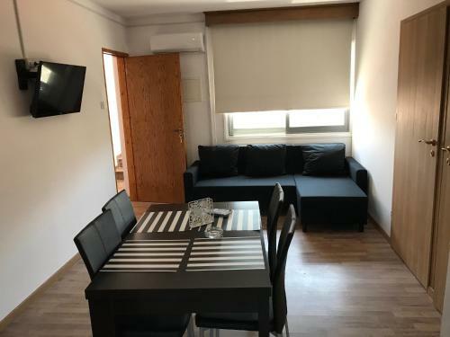 Eva&chris Apartments