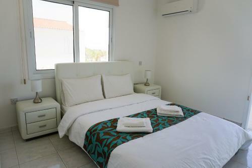 Villa Beach Front Aqua Marina