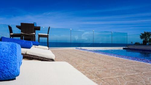 Villa Beach Front Aqua Marina