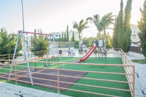 Kapparis Kyklades Ground Floor Apartment