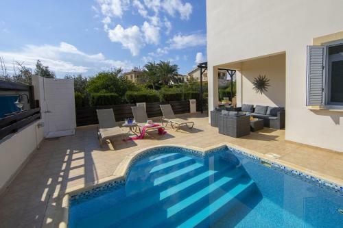 Villa Mesogeios 39