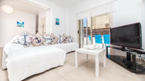 Rent Private Villa 134
