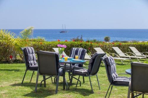 ?villa In A Fantastic Location On The Seafront? Protaras Villa 48