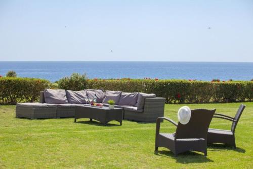 ?villa In A Fantastic Location On The Seafront? Protaras Villa 48