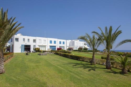?villa In A Fantastic Location On The Seafront? Protaras Villa 48
