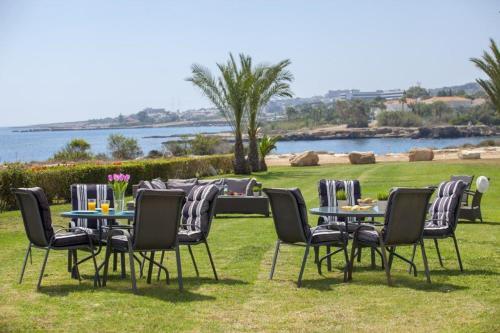 ?villa In A Fantastic Location On The Seafront? Protaras Villa 48