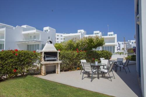 ?villa In A Fantastic Location On The Seafront? Protaras Villa 48