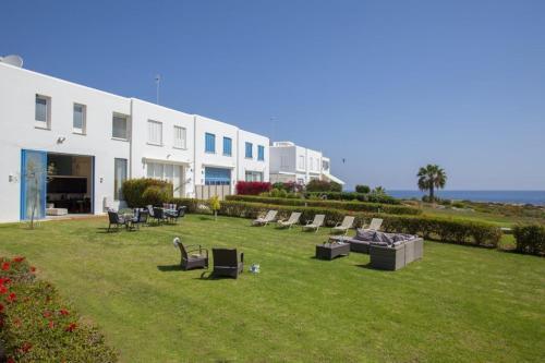 ?villa In A Fantastic Location On The Seafront? Protaras Villa 48