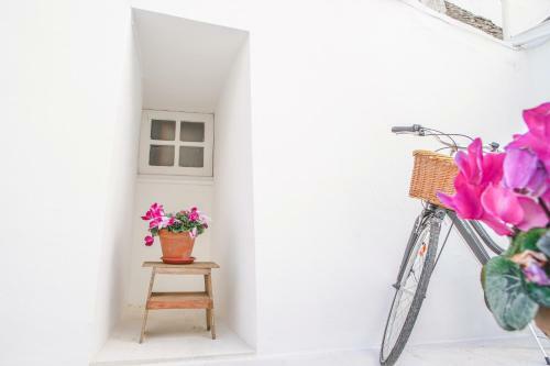 Bed & Breakfast Trulli Ant� Charme & Relax