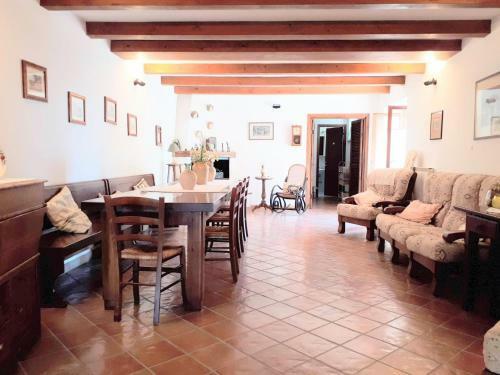 Locazione Turistica Villa Dell'est