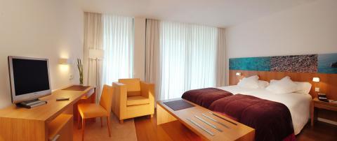 Hotel Aimia