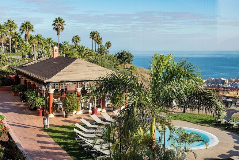 Hotel Las �guilas