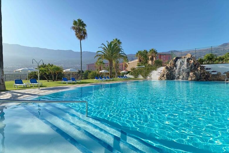 Hotel Las �guilas