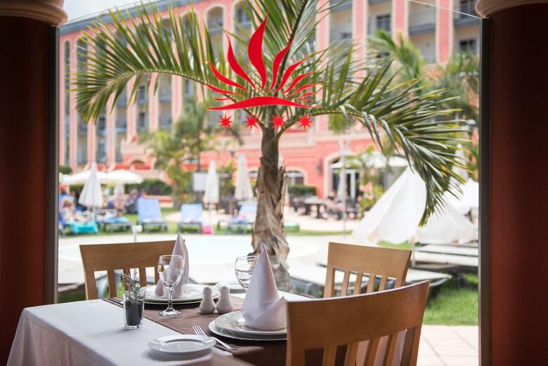 Hotel Las �guilas