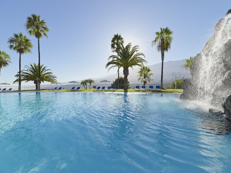 Hotel Las �guilas