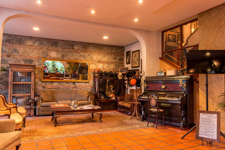 Hotel Mariscal Robledo
