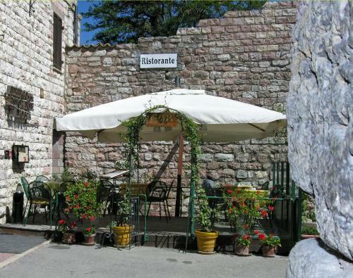 Hotel Albergo La Rocca