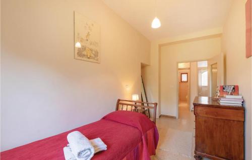 Three-bedroom Apartment In Assisi -pg-