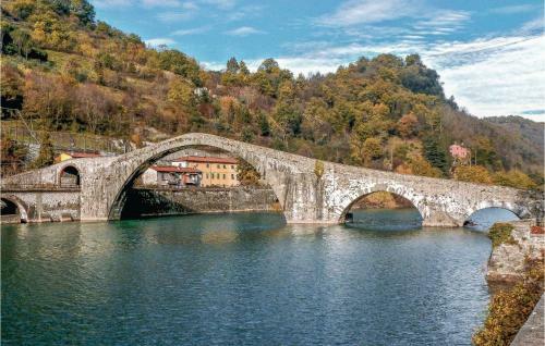 Two-bedroom Apartment In Bagni Di Lucca -lu-