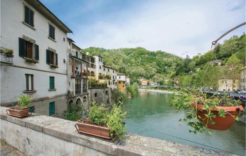 Two-bedroom Apartment In Bagni Di Lucca -lu-